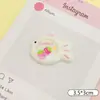 Prato de Peixe Fofo Acessórios de Resina DIY Cola de Creme Grampo de Cabelo Capa de Celular Buraco Sapato Decoração de Copo de Água Atacado