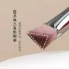 Pincel Biselado Triangular Iluminador para Bolsas Oculares y Surcos Nasogenianos, Mango de Madera para Contorno Localizado, Pincel Iluminador Facial, Pincel de Maquillaje Corrector Facial