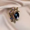 Novo broche estilo antigo de alta qualidade ins para mulheres estilo chinês leque borla pino de terno placket de pressão cheongsam corsage atacado