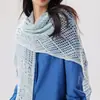 Bufanda Triángulo de Lino Tencel Ice-Cool con Protección Solar para Mujer, Diseño Hueco, Chal Grande para Fotografía de Viajes en Primavera, Verano y Otoño, Alta Calidad