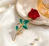 Dongdaemun - Elegante broche de mariposa de alta gama para mujer, 2024, nuevo diseño de nicho, accesorios de ramillete