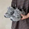 Zapatillas Deportivas Infantiles 2026 Primavera y Otoño Nuevo Modelo Transpirables de Malla para Niños Zapatos tipo Papá Moda Trendy para Niñas Zapatillas de Correr