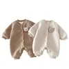Pijama de bebé para Otoño/Invierno con forro polar y pies, Unisex, Lindo estilo coreano, Oso pequeño, Traje cálido para gatear, Body estilo invierno