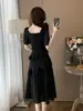 2026 Novo Vestido Preto Chiffon Elegante Estilo Hepburn de Alta Qualidade Exquisito Estilo Francês para Mulheres Verão Pequeno Vestido Preto