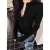 Camiseta Base Roja Vintage para Mujer con Cuello Medio Abierto y Hombros Normales, Blusa Base Ajustada de un Solo Botón que Ceñe la Cintura, Top Favorecedor para la Figura Ins