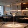 Taças Altas de Vinho Tinto com Design de Corte a Frio de Alta Qualidade para Banquetes de Hotel, Taças de Vinho de Vidro, Copos de Licor de Vidro Atacado