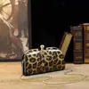 Bolso de Mano Minimalista Popular Europeo y Americano de Charol Borgoña con Cadena, Bolso de Hombro Elegante para Mujer, Bolso de Lujo Ligero para Mujer al por Mayor