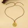 Nuevo Collar con Colgante de Brújula Calada Estilo Chino Chapado en Oro con Cordón Trenzado para Mujer, Cadena Giratoria para Suéter Moderna y Elegante