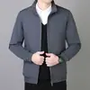 M-8XL Nova Jaqueta de Algodão com Veludo Adicionado para Outono/Inverno, Roupa de Pai, Jaqueta Plus Size Masculina com Lapela, Jaqueta Masculina para Meia-Idade e Idosos