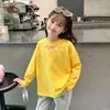 Camiseta infantil de algodão puro com estampa de desenho animado 2026 primavera e outono novo estilo top para meninas, camiseta infantil de manga comprida, camiseta básica estilosa para meninas