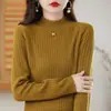 Camiseta base de punto acanalado de cuello medio transfronteriza para mujer, primavera y otoño, corte ajustado, prenda interior versátil, top simple y elegante para mujer