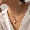 Collar Cruz de Diamante de Acero Inoxidable 304 para Mujer Cadena de Clavícula Transfronteriza Europea y Americana de Acero de Titanio Sin Decoloración