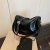 Bolsa Feminina Prata 2025 Novo Modelo Cor Sólida Bolsa Transversal de Ombro com Corrente Bolsa Quadrada Pequena de Couro Wax Oil Venda Experimental Transfronteiriça