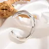 Pulsera Abierta Europea y Americana con Baño Galvánico CCB Transfronteriza, Pulsera de Nicho de Lujo Ligero, Pulsera Metálica Versátil Personalizada al por Mayor