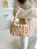 Lana islandesa super gruesa bolsa tejida a mano para manualidades bolsa terminada bolso de mensajero coreano para llevar a mano al por mayor de fábrica para mujer