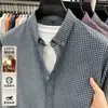 Camisa Masculina de Manga Longa com Microxadrez Anti-Amassado Fácil de Cuidar Nova Coleção 2025 Casual de Negócios Camisa para Pai de Meia-Idade
