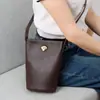 Bolsa de Ombro Transversal Fashion em Couro Bovino de Primeira Camada para Mulheres, Couro Macio Vegetalmente Curtido, Bolsa Saco Simples Versátil, Nova Bolsa de Celular em Couro Genuíno