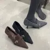 Sapatos de Salto Alto Peludos Cinza de Lã com Bico Apontado Novo Estilo 2026 para Mulheres, Scarpin de Salto Agulha para o Dia a Dia, com Bico Baixo e Acabamento em Camurça
