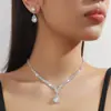 Conjunto de Collar y Aretes de Novia Transfronterizo Europeo y Americano, Sencillo y Versátil para Bodas, Conjunto de Pedrería Lujoso y Elegante