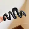Pinza para el cabello de lujo de alta gama en color marrón, tamaño grande nuevo para cabello grueso, pinza de tiburón para recogidos en la parte posterior de la cabeza, accesorio para el cabello de uso diario