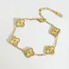 Pulseira de Aço Inoxidável com Trevo de Quatro Folhas e Cinco Flores de 13mm, Venda Quente Transfronteiriça para Mulheres, Joias Modernas de Luxo Leve, Atacado de Fábrica em Estoque