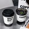 Portavasos de Papel Mayordomo Taza de Papel para Café Desechable Engrosada de Doble Capa Aislada Vaso de Papel Hueco Embalaje para Llevar con Tapa Vaso para Bebida Caliente