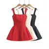 Vestido Sexy Quadrado Sem Mangas Estilo Puro Desejo 2026 Primavera/Verão Novo Slim Fit Vestido de Alça Linha A Vestido Curto