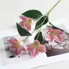 Flores Artificiales Impresas en 3D con 4 Cabezas de Lirio de Madera para Decoraciones de Hogar y Hotel, Decoraciones de Boda, Accesorios de Fotografía, Flores Falsas