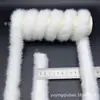 Um grande número de bolsas acolchoadas de algodão com debrum de pele de mink para atacado, acessórios de cabelo DIY, materiais de decoração de Natal, mais bordas de pelo fofo