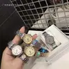Celebridad de Internet Estilo Retro Mediados de Siglo Reloj Pequeño Dorado Cuarzo Correa de Acero Reloj para Mujer Esfera Pequeña Reloj Langjia Daisika
