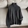 2025 Nuevo Estilo Suéter Corto de Punto de Lana de Cuello Alto con Media Cremallera Retro Reductor de Edad para Mujer Venta al por Mayor H01As2922
