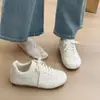 Zapatos Casuales Deportivos de Tabla para Mujer 2026 Nuevo Otoño/Invierno Estilo Alemán Cuero Oculto Aumentador de Altura Ballet Forrest Gump Zapatos Blancos Pequeños para Mujer