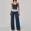 El nuevo conjunto de yoga cepillado de Zechuang presenta cuello halter, colores contrastantes, cintura alta, control de abdomen, realce de glúteos, secado rápido, ropa deportiva para fitness 9639