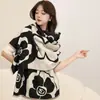 25 Novos Cachecóis de Faux Cashmere para Outono e Inverno com Padrão de Pássaro Azul, Xales para Escritório, Cachecóis Versáteis Estilo Coreano para Atacado