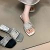 Sandalias de Estilo Hada Suave para Verano para Mujer 2025 Nuevo Estilo Pedrería Dulce con Falda Pantuflas de Playa para Vacaciones