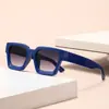 Explosiones simples gafas de sol de montura gruesa europeas y americanas tendencia caja gafas de comercio exterior personalizadas gafas de montura grande transfronterizas venta al por mayor