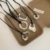 Nuevo Collar con Colgante de Cordón de Cuero Sensación de Alta Gama Estilo Largo Estilo Ins Cadena para la Clavícula Sentido de Diseño de Nicho Collar de Lujo Ligero Venta al por Mayor