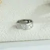 Anel de flor de carro estrelado moda masculina e feminina luxo leve estilo neutro anel para o dedo indicador corte simples geométrico anel aberto