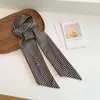 Bufanda a Cuadros Vintage Estilo Francés para Mujer Nueva Primavera 2025 Bufanda de Moda de Alta Gama Cinturón para el Cabello Cinturón Colocación