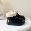 Botas de nieve para niñas, nueva colección de invierno 2026, zapatos de algodón para niños, botines con forro de felpa, botas gruesas, zapatos para bebé, calzado de invierno
