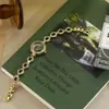 Relógio Transfronteiriço Popular de Calcedônia Cravejado com Diamantes para Mulheres, Luxo Leve, Sensação de Alto Padrão, Relógio Redondo de Quartzo, Relógio de Pulseira Compacto, Atacado de Comércio Exterior
