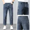 Pantalones vaqueros cropped rectos holgados para hombre, estilo fino de verano 2026, que realzan la altura para personas bajas, pantalones casuales transpirables