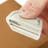 Cuchillo de Desempaquetado Cerámico Popular Portátil Transfronterizo, Cuchillo de Seguridad Creativo de Rebote Automático Magnético Antiadherente para Desempaquetar Entrega Express