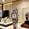 Nuevo Reloj de Pulsera de Moda con Barril de Vino Transfronterizo para Estudiantes Mujeres, Estilo Coreano Simple con Escala Romana y Incrustaciones de Diamantes, Reloj para Dama con Temperamento Elegante