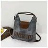 Bolsa de Hombro Cruzada 2025 Otoño Nueva Bolsa para Viajes Diarios Casual de Gran Capacidad Bolso Tote de Nicho Simple Estilo Occidental