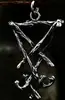 Collar con colgante de acero inoxidable pulido nuevo transfronterizo de Satanás comercio exterior retro cabeza de oveja estrella de cinco puntas colgante de acero de titanio
