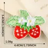 Fábrica de Desenhos Animados Venda Direta Adesivo Fruta Morango Patch Decoração Acessórios para Roupas Capa de Celular Tecido Bordado para Sapato e Chapéu Patch