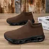 Zapatillas de Estilo para Pareja de Nylon Tejido de Punto, Zapatos Perezosos de Deslizamiento para Invierno, Zapatos de Correr de Color Sólido Transpirables de Talla Grande para Hombre y Mujer