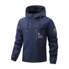 Jaqueta corta-vento esportiva com capuz masculina de manga longa, moda casual outono 2026, estilosa para uso ao ar livre