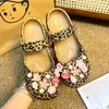 El mismo estilo que en Xiaohongshu: Zapatos de ballet KT con estampado de leopardo decorativo, accesorios de moda y versátiles, dijes para zapatos, hebillas decorativas para zapatos con agujeros DIY